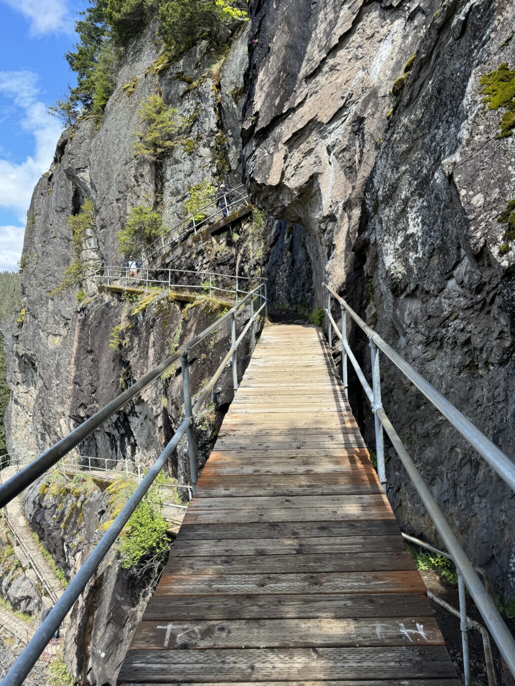 Bridge across beacon rock